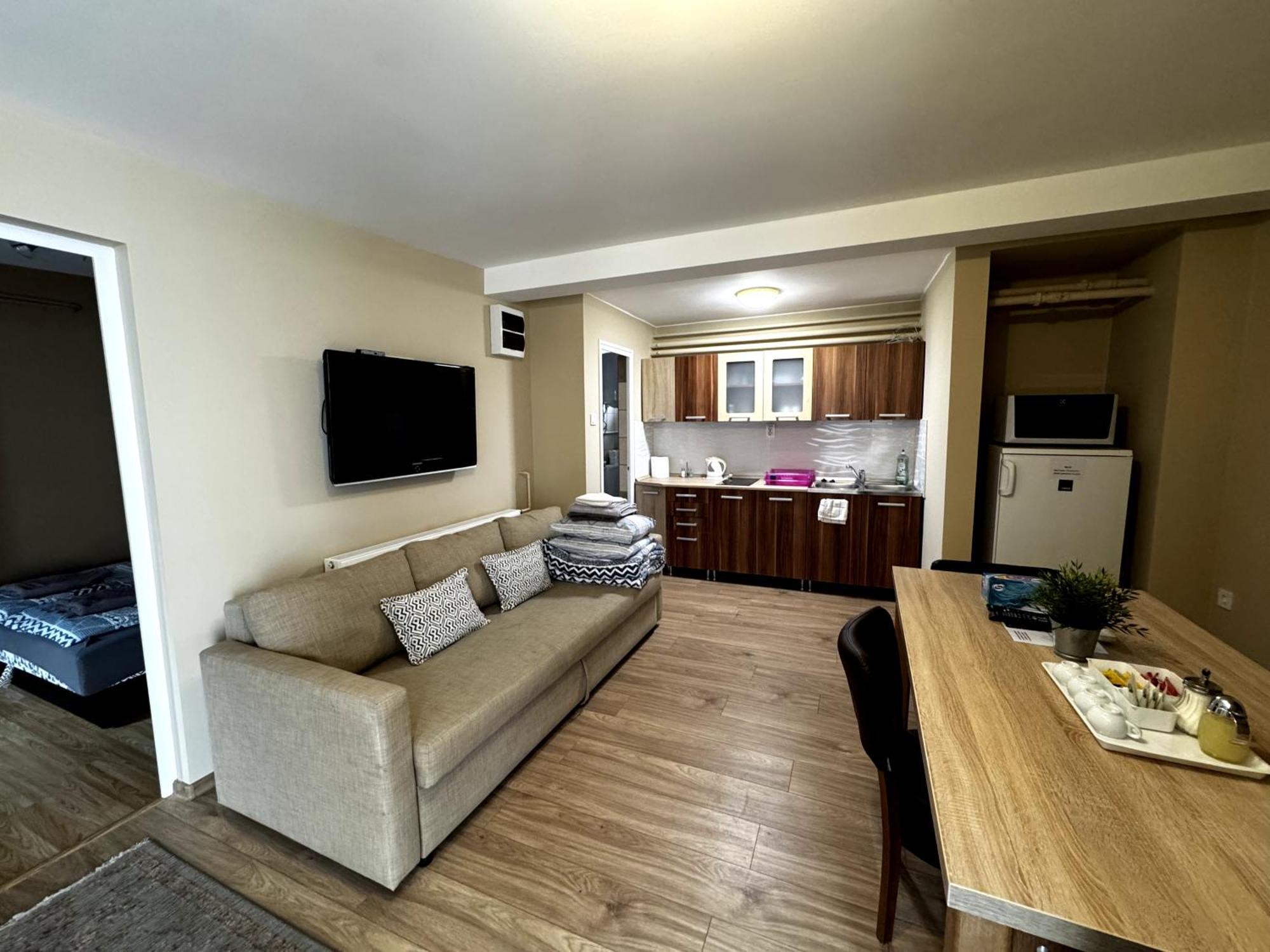City Apartman Nyíregyháza エクステリア 写真