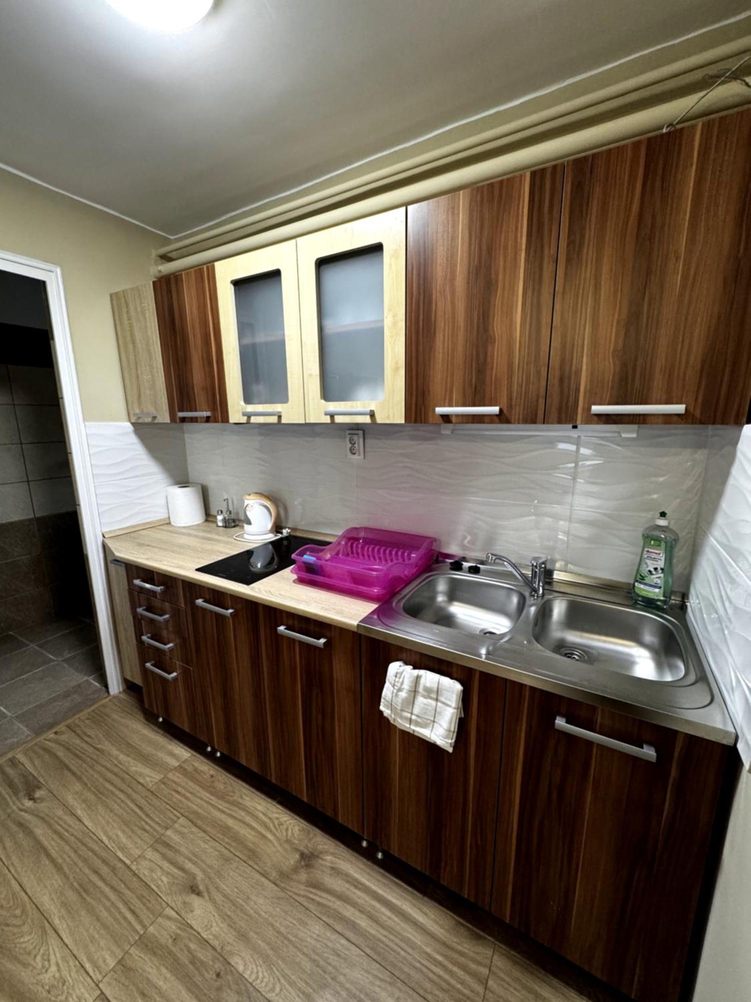 City Apartman Nyíregyháza エクステリア 写真