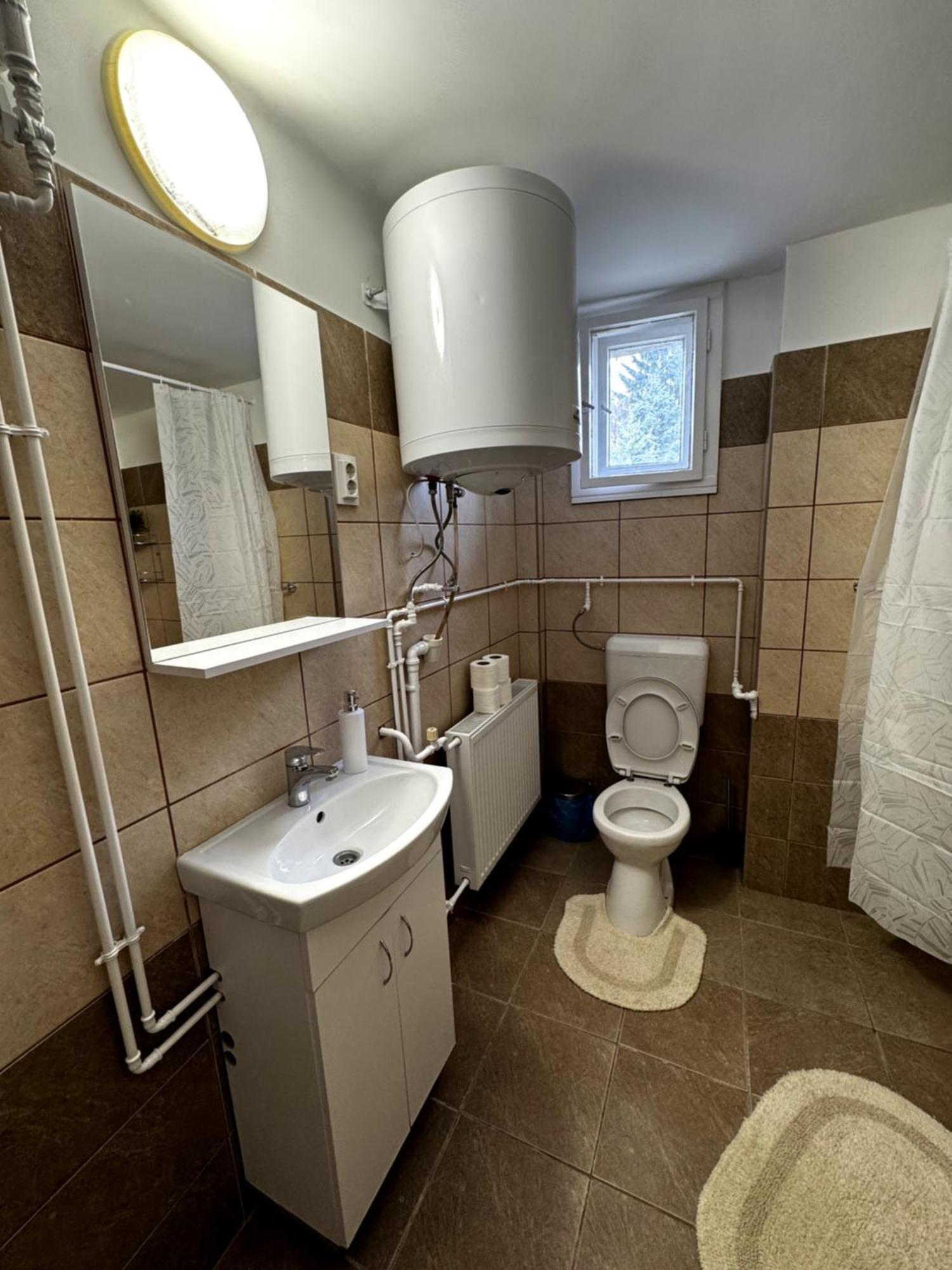 City Apartman Nyíregyháza エクステリア 写真